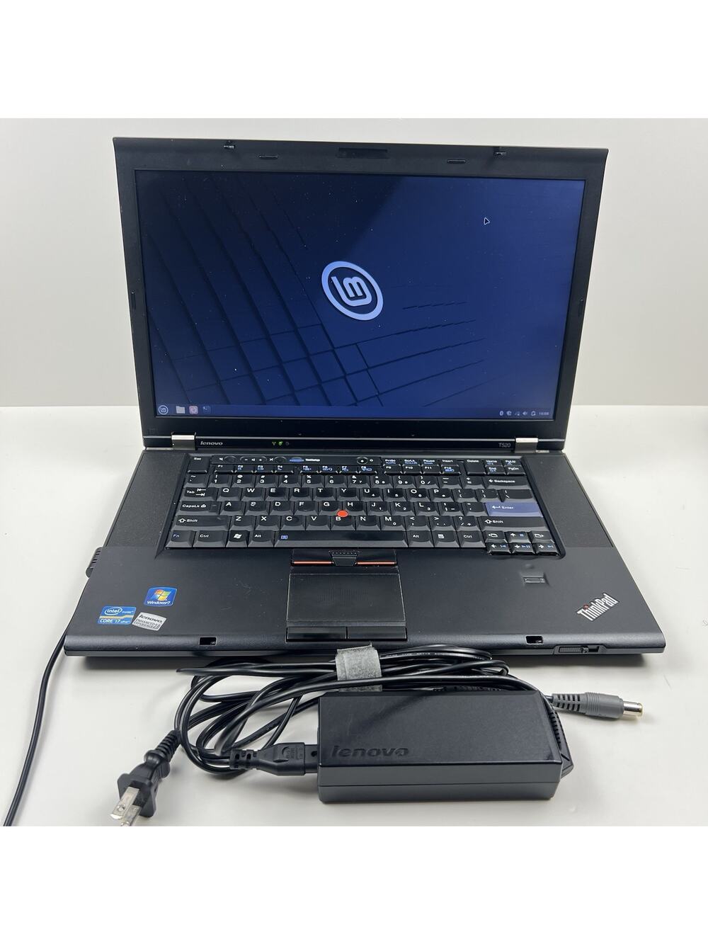 Lenovo ThinkPad T520 Intel i7-2640M 8GB 320GB HDD Linux Mint OS w/ Charger|ELP97